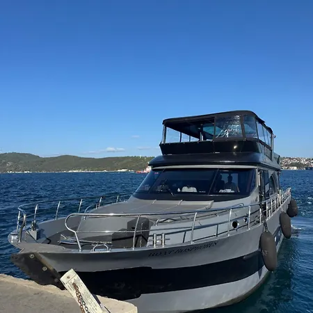 Boat Bosphorus *